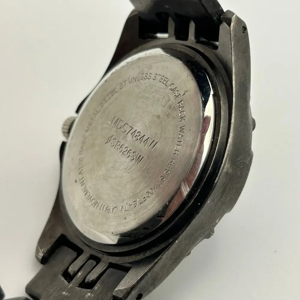Men’s Gold and Black Stainless Steel Men’s Watch Working New Battery